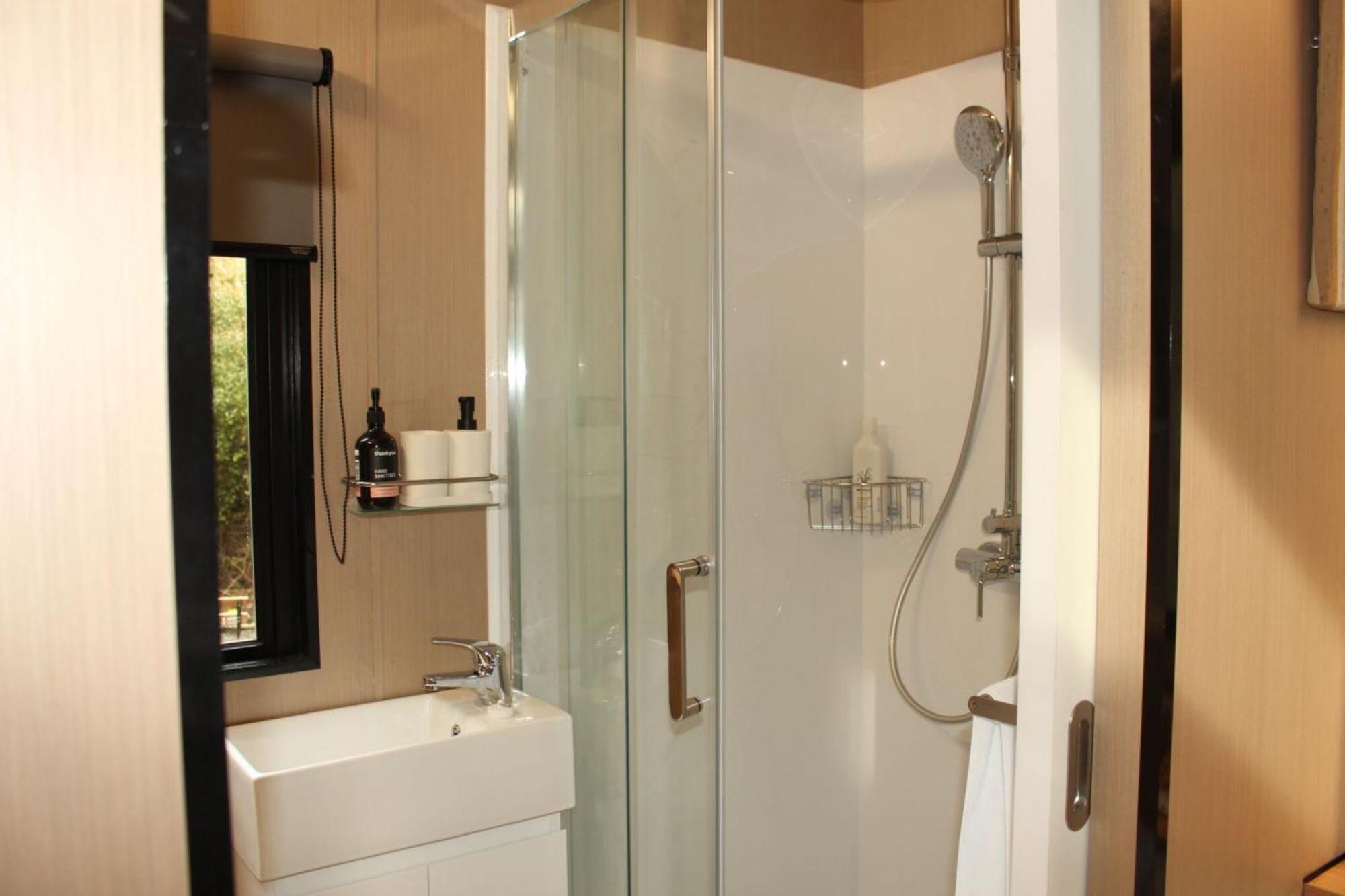 Tranquility Tiny House By Tiny Away Villa Owaka Exterior photo